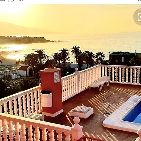 Aparthotel Alfa Omega 4*