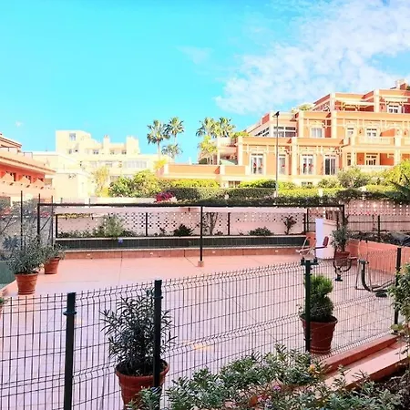 Apartahotel Alfa Omega 4*